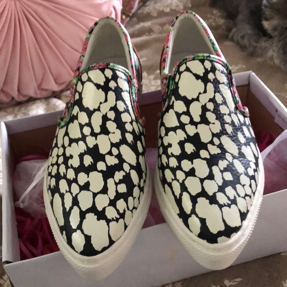 Coach sneakers size 7 new